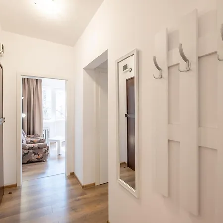 Peaceful Downtown Location - 2 Bedroom Apartment